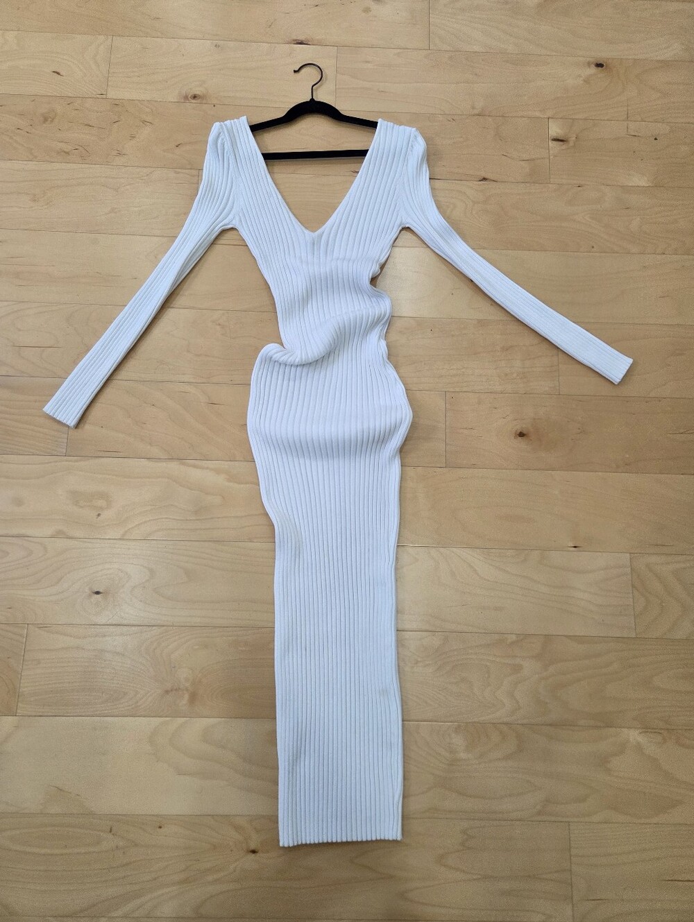 White V-Neck Ribbed Long Sleeve Bodycon Dress